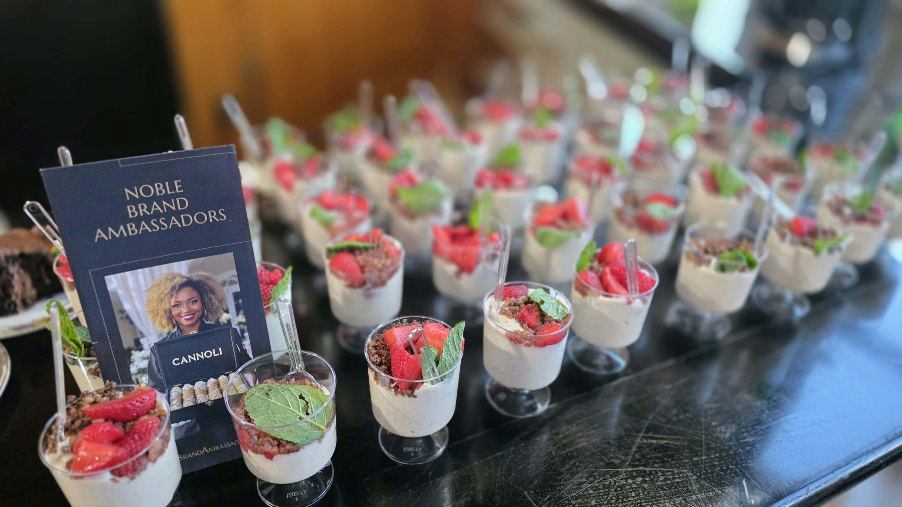 catering-cannoli-desserts